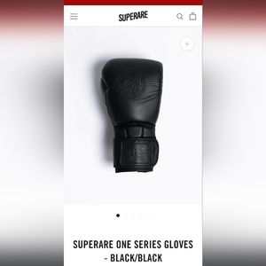 Superare 18 Oz. Boxing Gloves Never Used